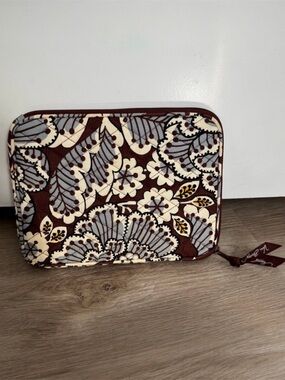 Vera Bradley Tablet Sleeve iPad Case 9x7 Slate Blooms Pouch Zip E Reader